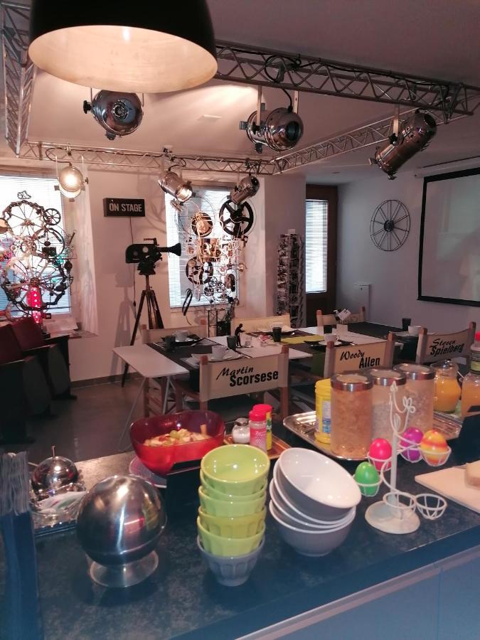B&B 7E Art Vevey Bagian luar foto