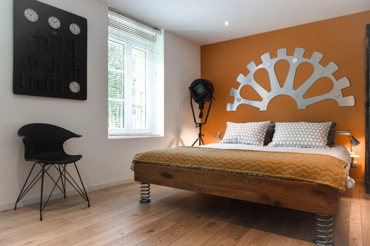 B&B 7E Art Vevey Bagian luar foto